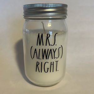 Rae Dunn‎ Mrs. (Always) Right candle